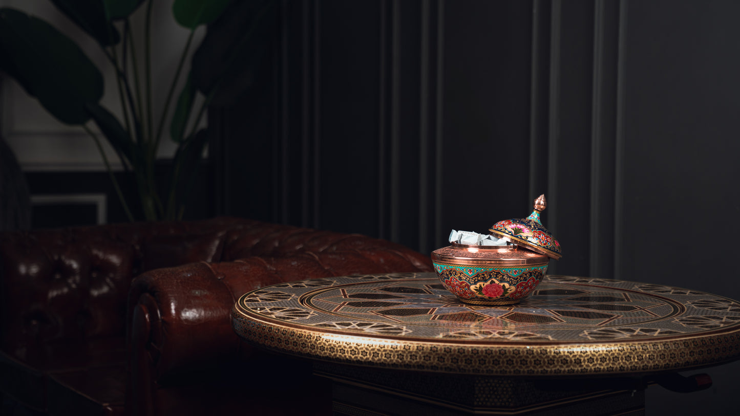 Tashir Saljughi Sugar Bowl